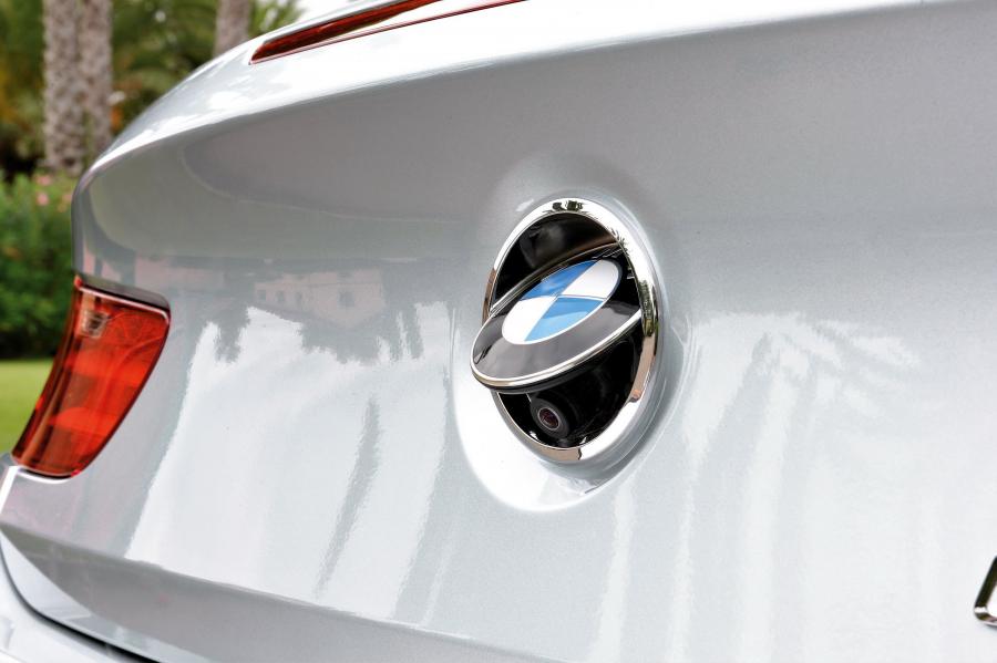  BMW 6-Series Convertible 2011 года  (фото 211 из 320)